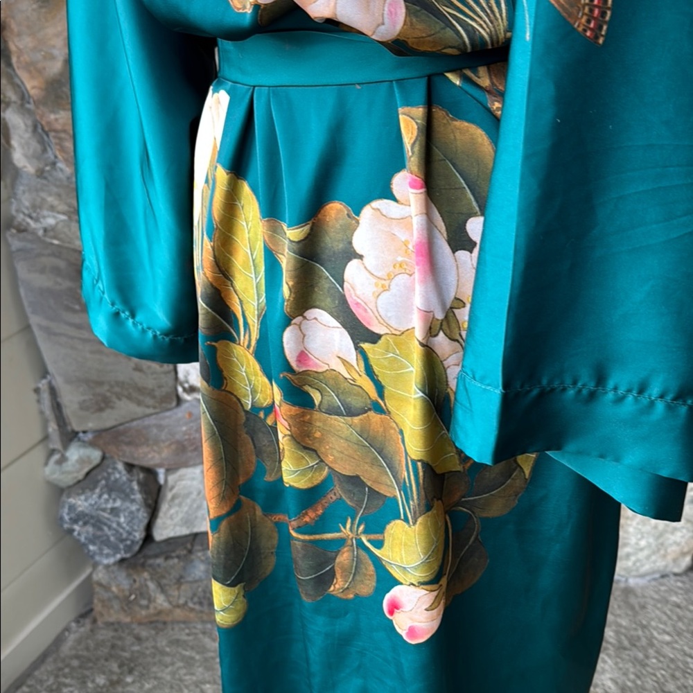 Silk-Feel Teal Floral Kimono Robe - Picture 9 of 16